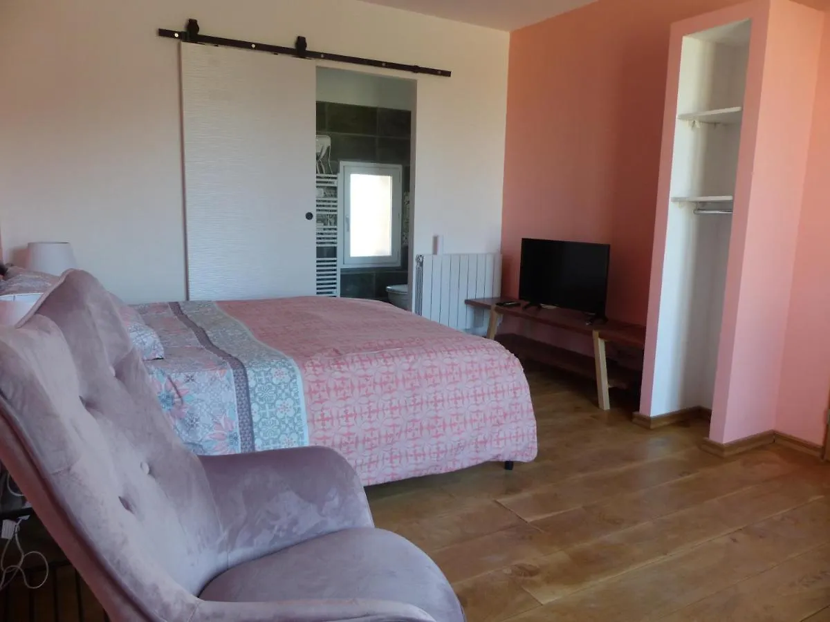 Bed and Breakfast Au Clair De Loup à Saint-Loup  Couette-café Saint-Loup (Tarn-et-Garonne)